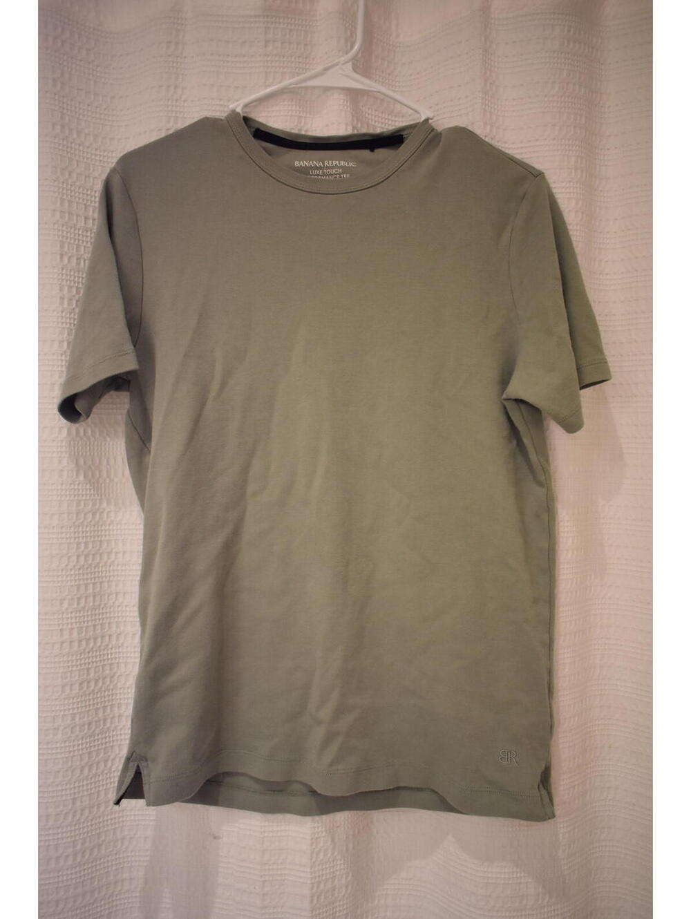 Banana Republic Luxe Touch Performance Tee 100% Cotton S Olive Green